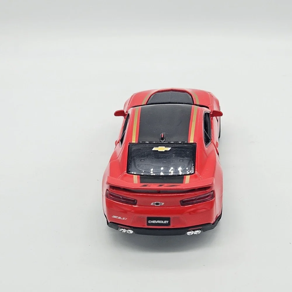 Kinsmart 2017 Chevrolet Camaro ZL1 Diecast Toy Car Red 1:38 Scale Pull Back